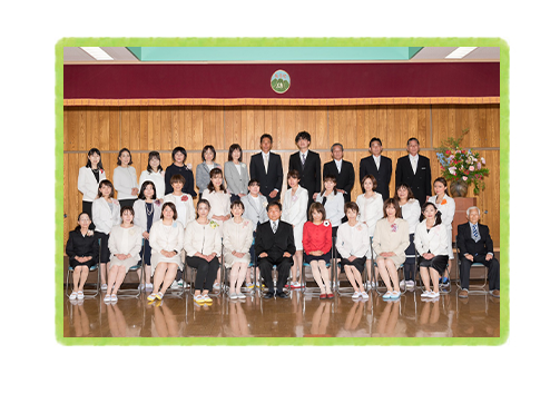 成瀬幼稚園先生集合写真